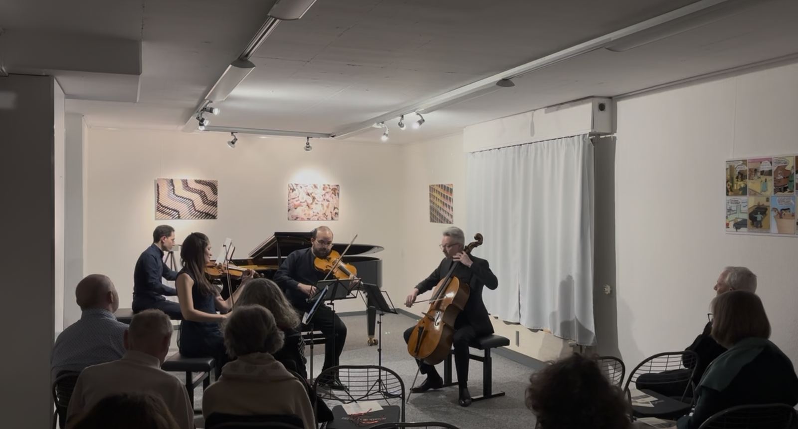 Das Ensemble im Konzert im Musikmeister Schaffhausen