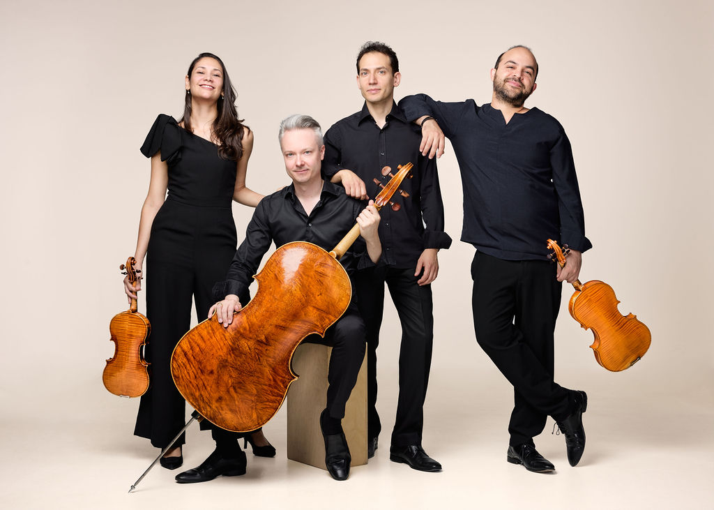 Taru Ensemble als Klavierquartett